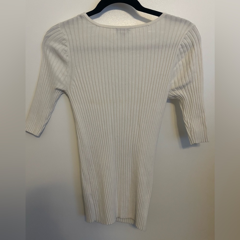Express Cream Ribbed V-Neck Top - Picture 2 of 2